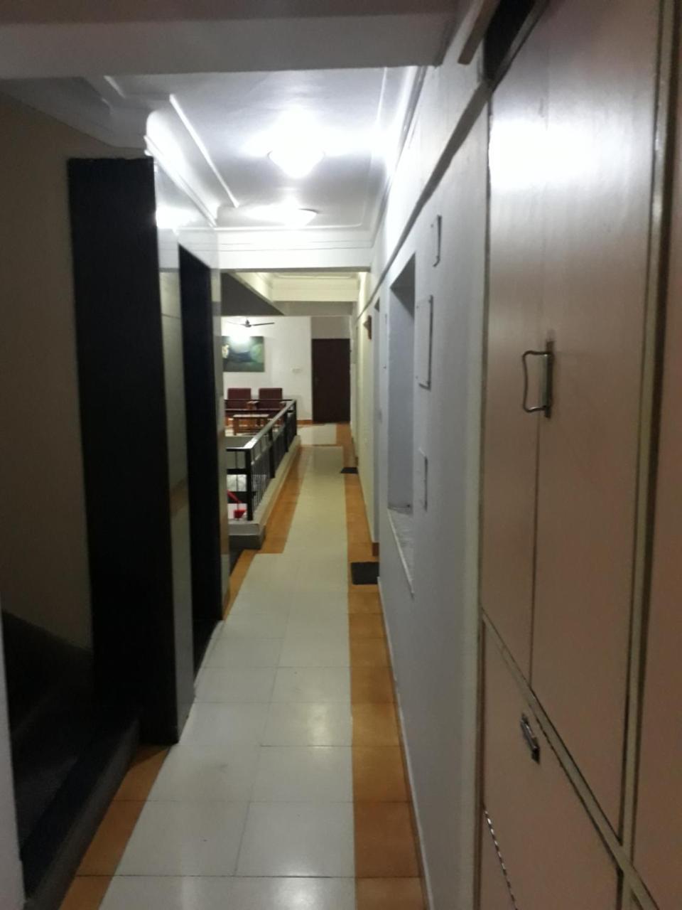 호텔 탑티 사랄 보팔 외부 사진